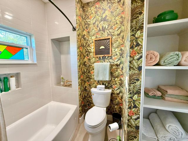 146 Maple Tree Ln, Elkton, FL 32033