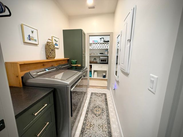 146 Maple Tree Ln, Elkton, FL 32033