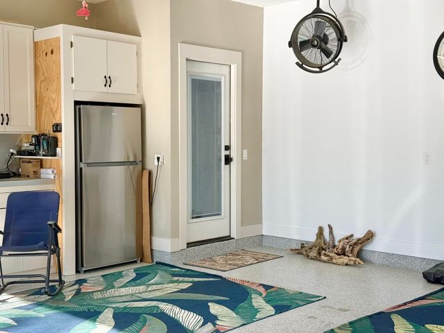 146 Maple Tree Ln, Elkton, FL 32033