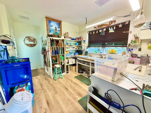 146 Maple Tree Ln, Elkton, FL 32033