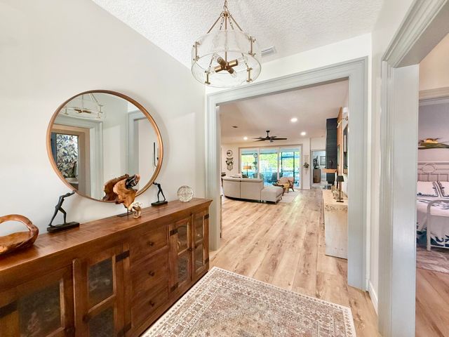 146 Maple Tree Ln, Elkton, FL 32033