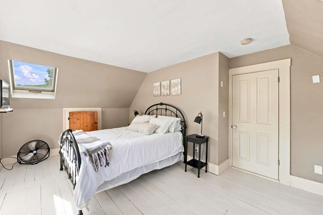 8 Old Coach Road, New Boston, NH 03070