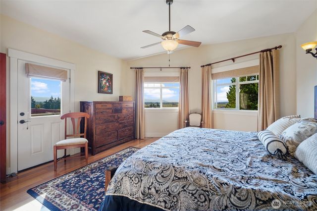 5675 Meadow View Court, Ferndale, WA 98248