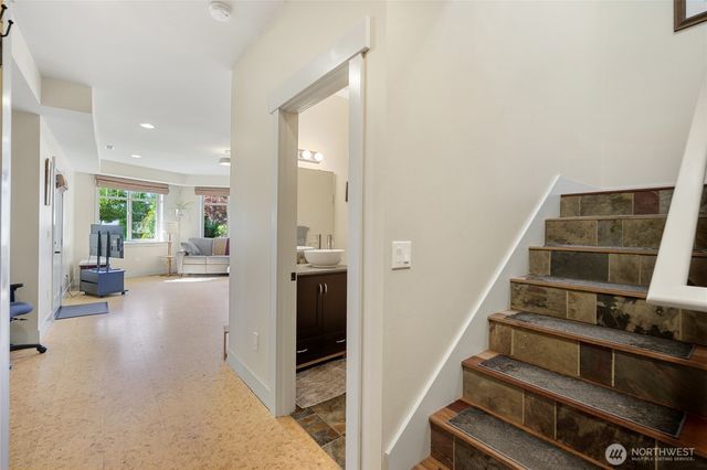 5675 Meadow View Court, Ferndale, WA 98248