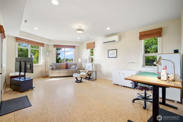 5675 Meadow View Court, Ferndale, WA 98248