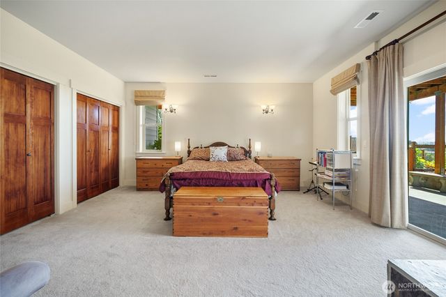 5675 Meadow View Court, Ferndale, WA 98248