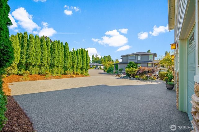 5675 Meadow View Court, Ferndale, WA 98248