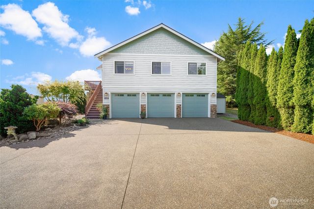 5675 Meadow View Court, Ferndale, WA 98248