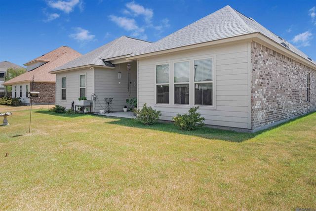 3702 Sandbar Dr, Addis, LA 70710
