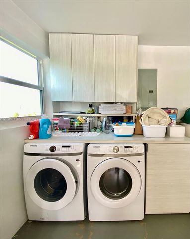 2374 SW 11th Avenue, Boynton Beach, FL 33426