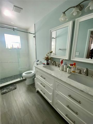 2374 SW 11th Avenue, Boynton Beach, FL 33426