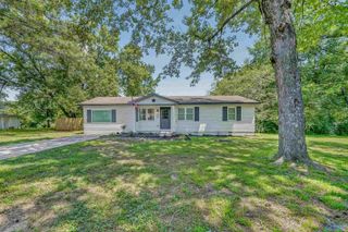 265 Flint River Drive, New Market, AL 35761