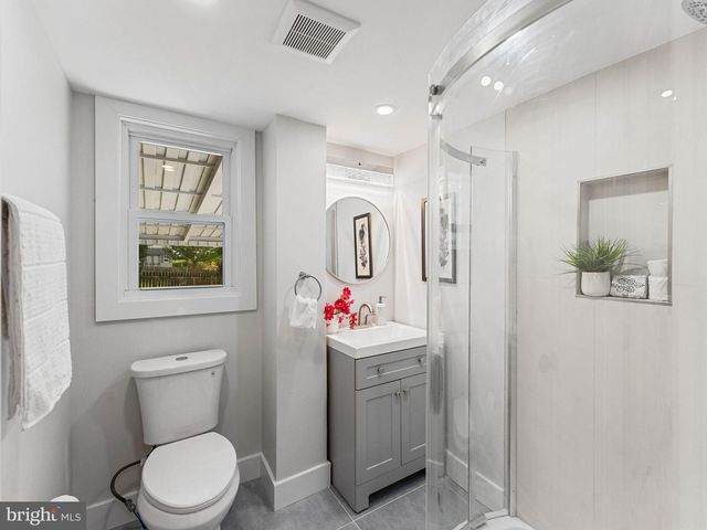 705 KINGS HWY S, Cherry Hill, NJ 08034