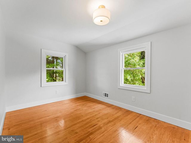 705 KINGS HWY S, Cherry Hill, NJ 08034