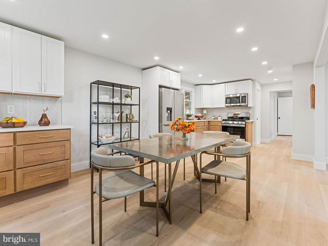 705 KINGS HWY S, Cherry Hill, NJ 08034