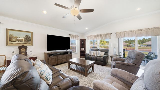 279 S Hamilton Springs Rd, St Augustine, FL 32084