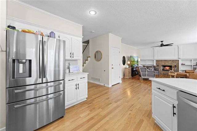 13001 Slater Street, Overland Park, KS 66213
