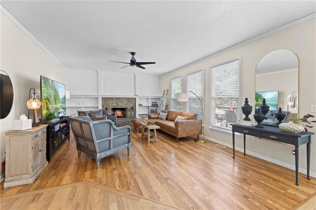13001 Slater Street, Overland Park, KS 66213