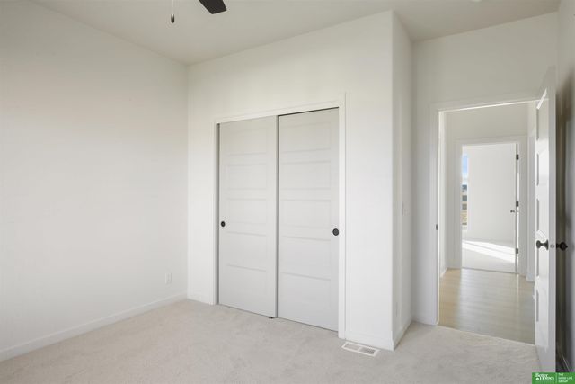 21410 Morning View Drive, Elkhorn, NE 68022