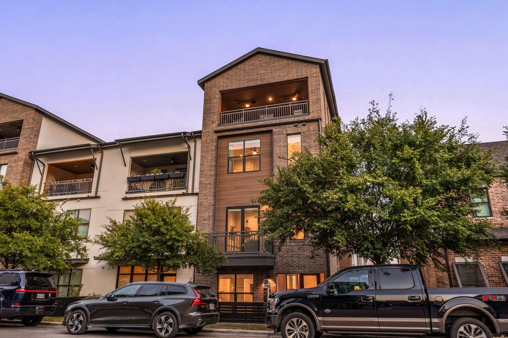 3900 Emory Peak PASS, Austin, TX 78731