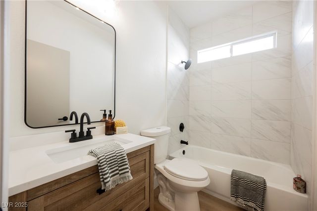 83 Rock Run Street, Las Vegas, NV 89148