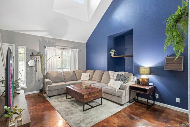 109 dolly, San Marcos, TX 78666