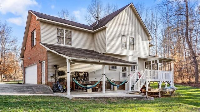 1803 Elk Run Court, Oak Ridge, NC 27310