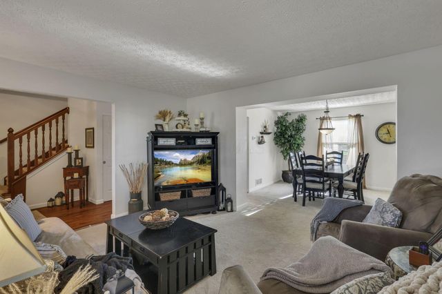 1601 Morrison Farms Drive, Blacklick, OH 43004