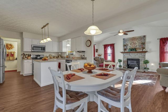 1601 Morrison Farms Drive, Blacklick, OH 43004