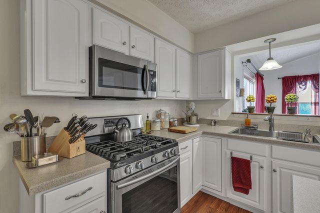 1601 Morrison Farms Drive, Blacklick, OH 43004