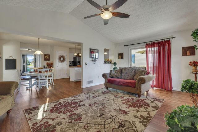 1601 Morrison Farms Drive, Blacklick, OH 43004