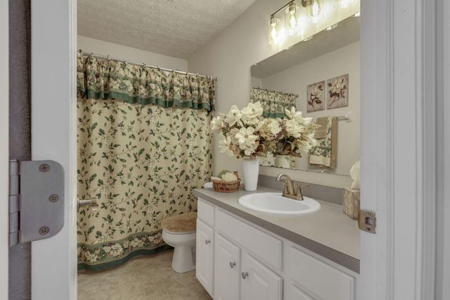 1601 Morrison Farms Drive, Blacklick, OH 43004