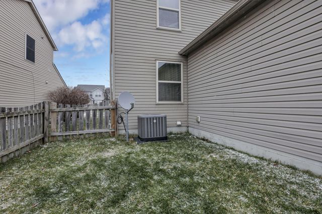 1601 Morrison Farms Drive, Blacklick, OH 43004