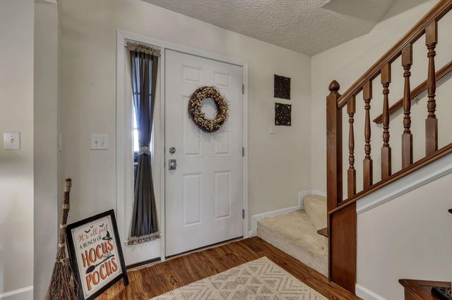 1601 Morrison Farms Drive, Blacklick, OH 43004