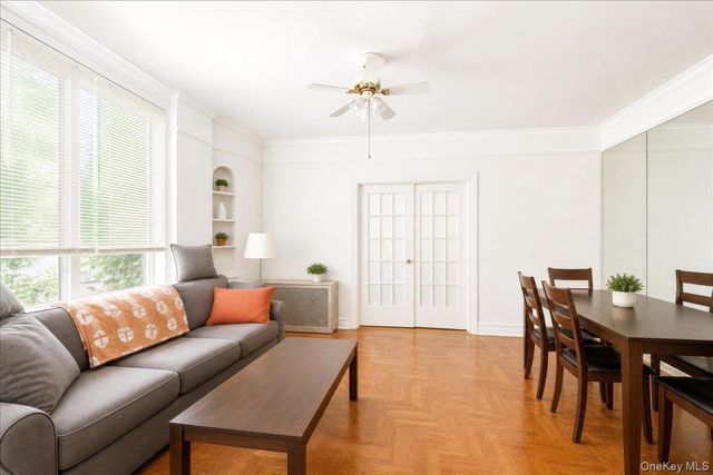 2041 Hobart Avenue, Bronx, NY 10461