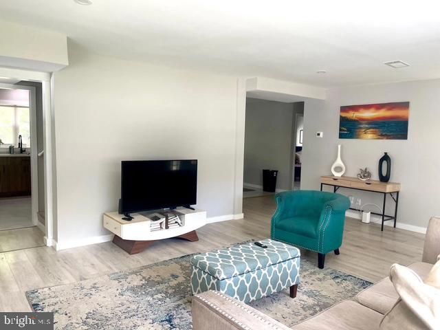 378 EGGERTS CROSSING RD, Ewing Twp, NJ 08638