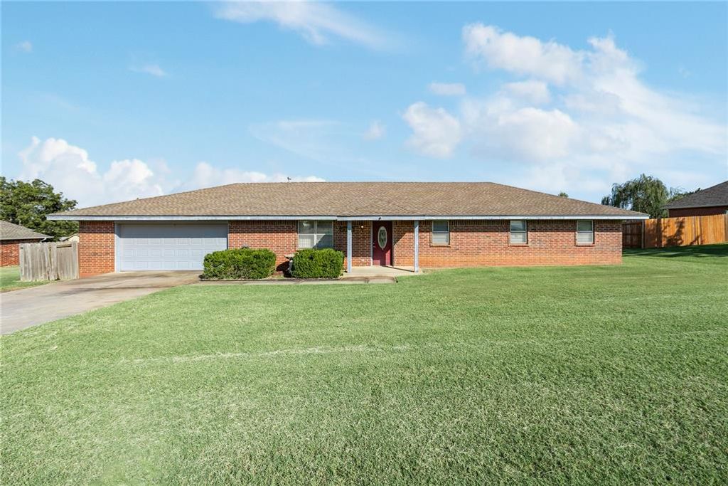 4702 Lynn Street, Guthrie, OK 73044
