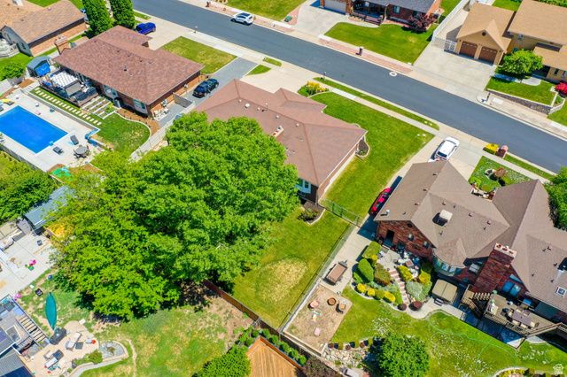 2561 E 2700 N, Layton, UT 84040