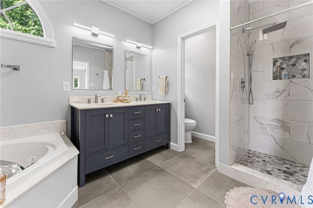 12524 Walton Lake Dr, Midlothian, VA 23114