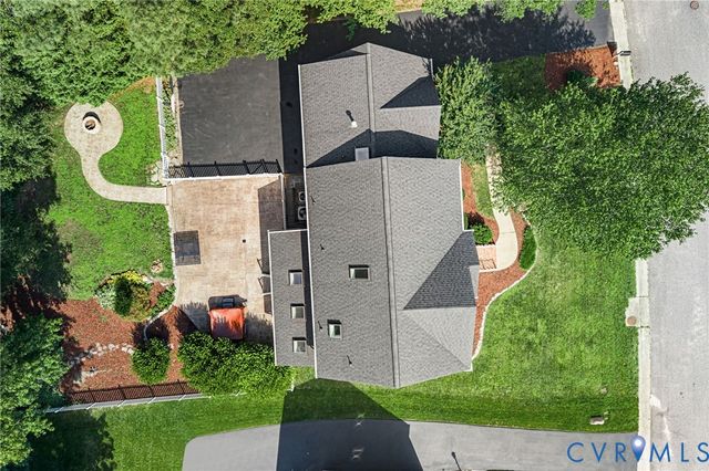 12524 Walton Lake Dr, Midlothian, VA 23114