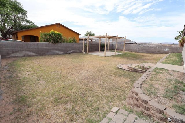 3026 S Orlando Ave, Yuma, AZ 85365