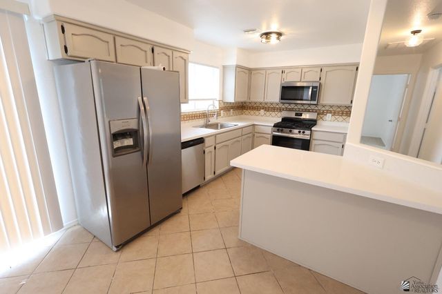 3026 S Orlando Ave, Yuma, AZ 85365