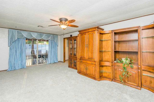 3905 SE Devonshire Dr, Lawton, OK 73501