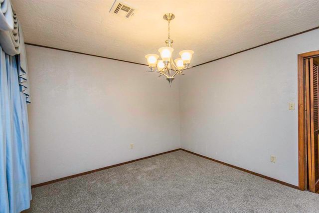 3905 SE Devonshire Dr, Lawton, OK 73501