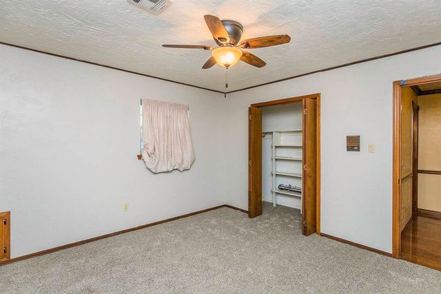 3905 SE Devonshire Dr, Lawton, OK 73501