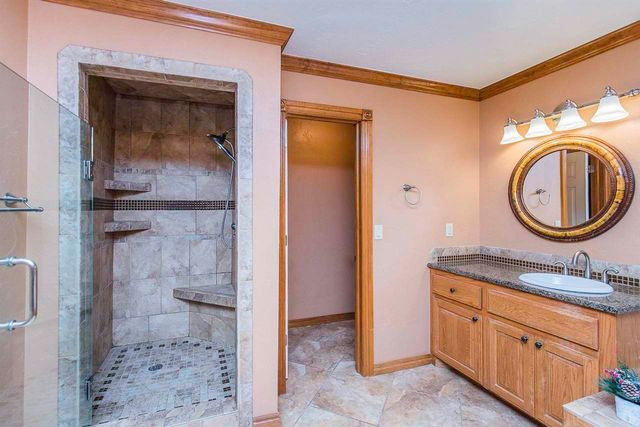 3905 SE Devonshire Dr, Lawton, OK 73501