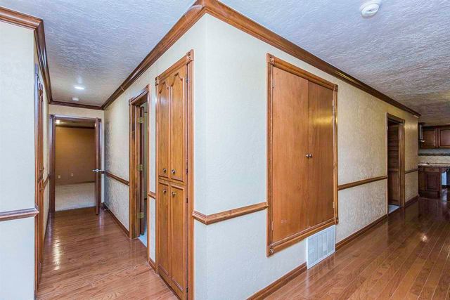 3905 SE Devonshire Dr, Lawton, OK 73501