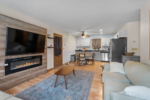 1 East Avenue, Glens Falls, NY 12801