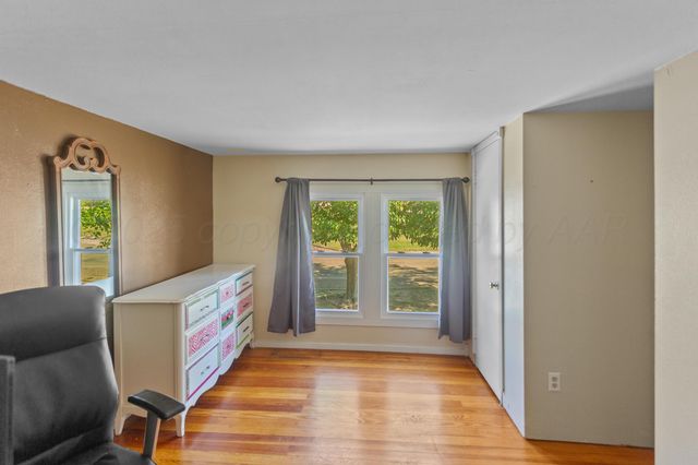 220 W Wichita Street, Miami, TX 79059