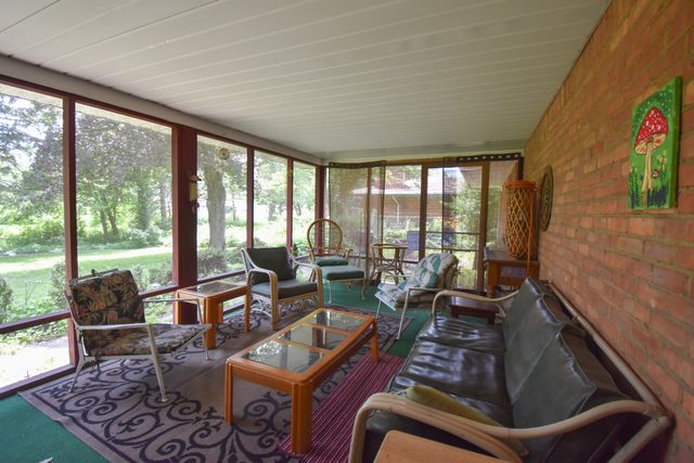 2515 W 57th Avenue, Merrillville, IN 46410